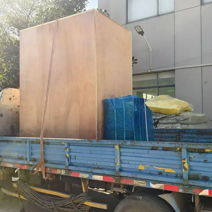 غرفة اختبار التقادم لتأثير الأوزون لنعال الأحذية المطاطية – Tamil Nadu، الهند (أبريل 2015)